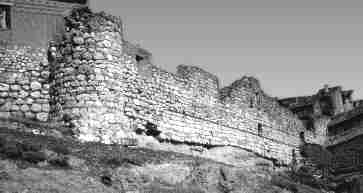 Muralla junto a cra. Espinosa