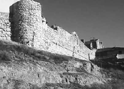 A�os 90. Uno de los tramos de muralla que se conservan, orientado al suroeste, que �ltimamente ha sido restaurado.