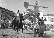 La Plaza del Arcipreste alberg� los torneos en los comienzos del Festival